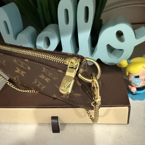 Louis vuitton - Picture 4 of 11